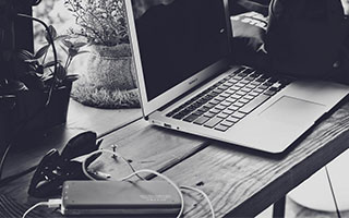 开云体育app下载-阿根廷足球传奇回顾年轻时代征战故事，深入人心