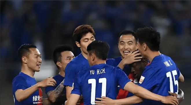 亚冠赛场风云突变，一幕幕绝佳对决