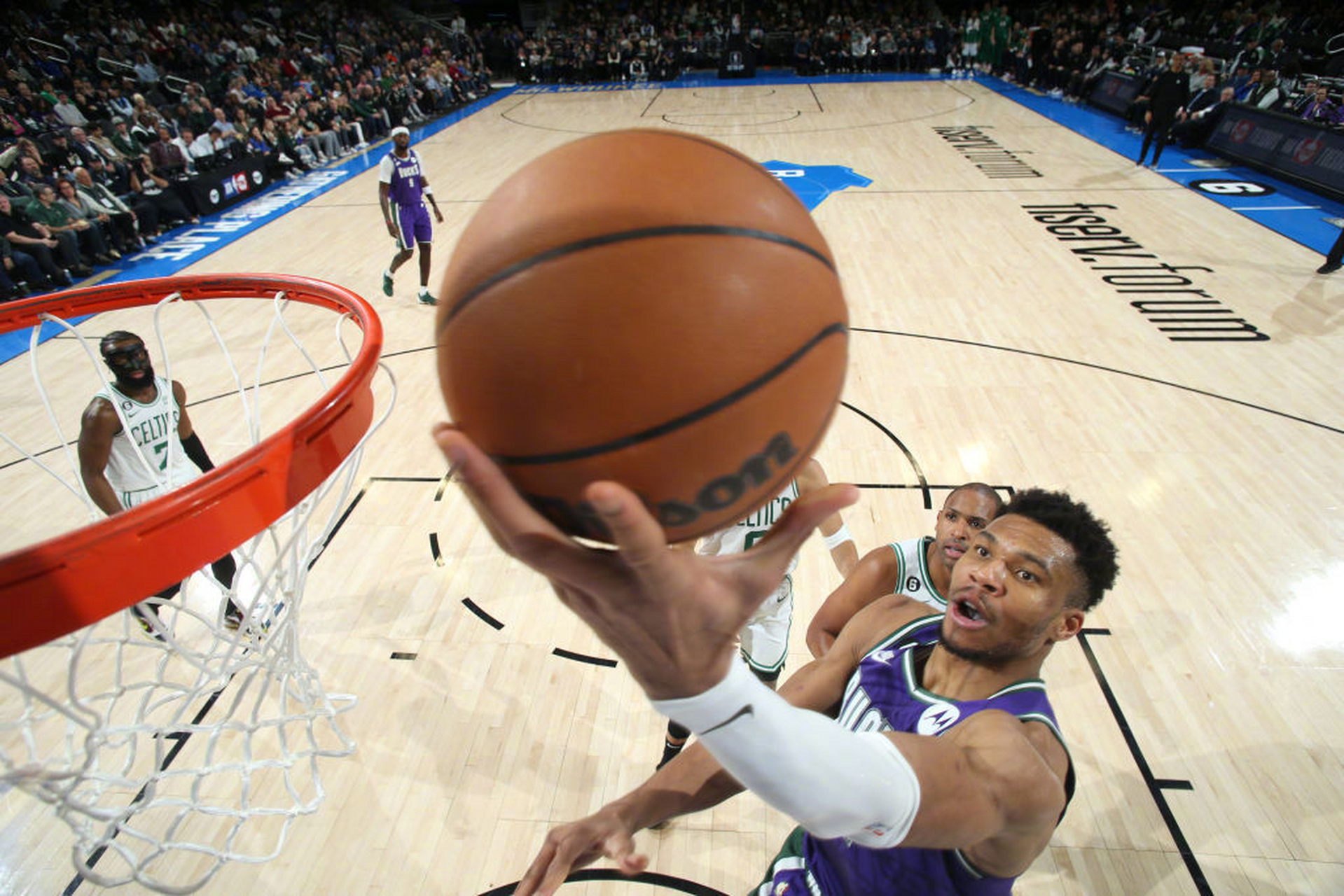 包含湖人队将迎战太阳，主场作战信心不容小觑的词条