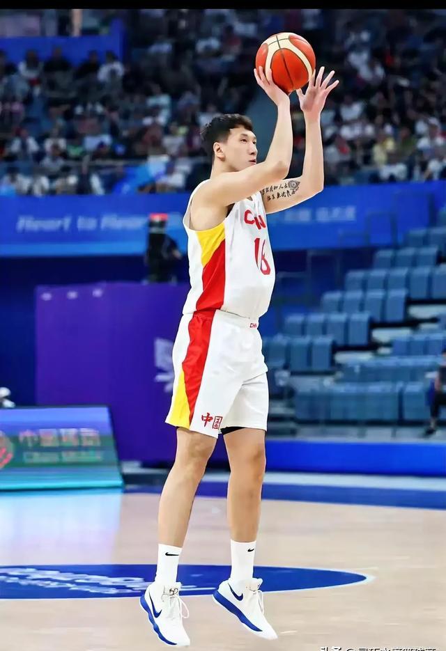 开云体育官网-包含都灵逆袭胜利，球队士气高昂的词条