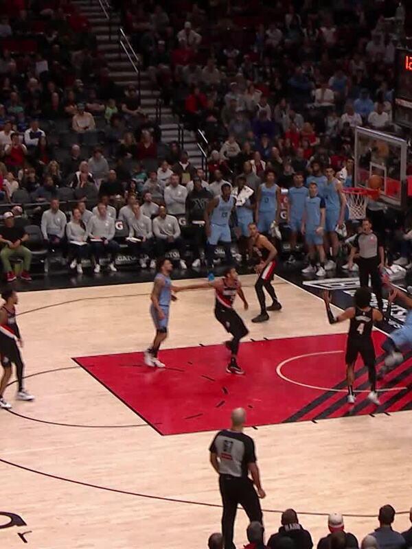 开云体育app-开拓者遭遇灰熊逆转，强劲发挥不足