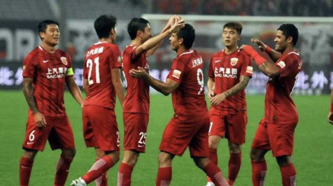 开云体育网页版-攻守兼顾备战，备受期待为球迷制造惊喜