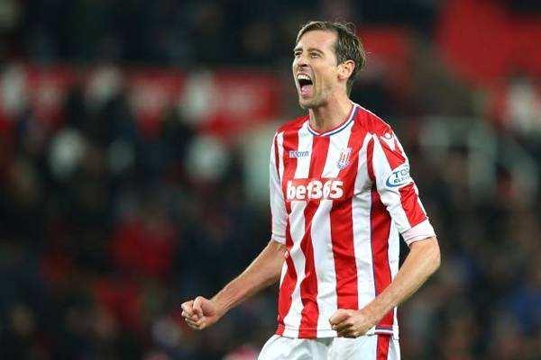 国家队中场展现统治力，取得胜利