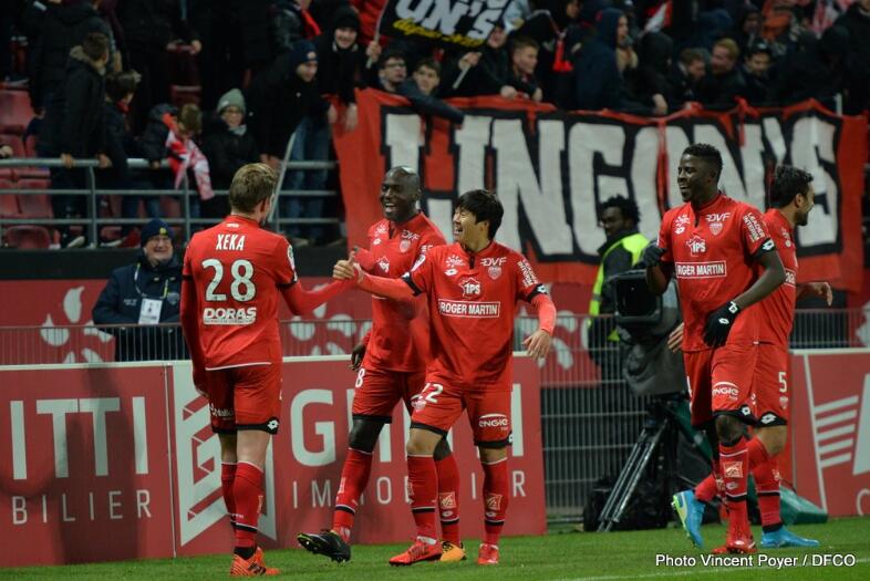 开云体育下载-法甲球队球星与粉丝互动活动开启