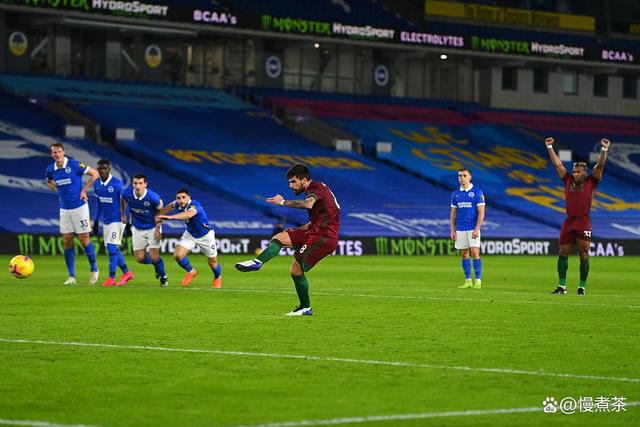 关于巴塞罗那前锋连场破门，西甲保级大战火药味十足的信息
