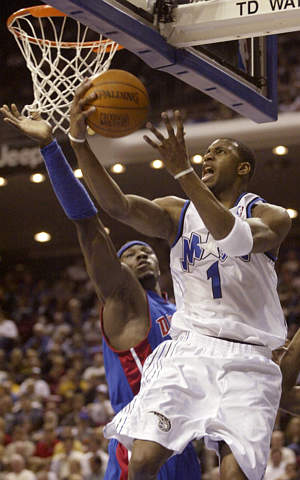 开云体育-魔术队逆转活塞队，取得系列赛优势