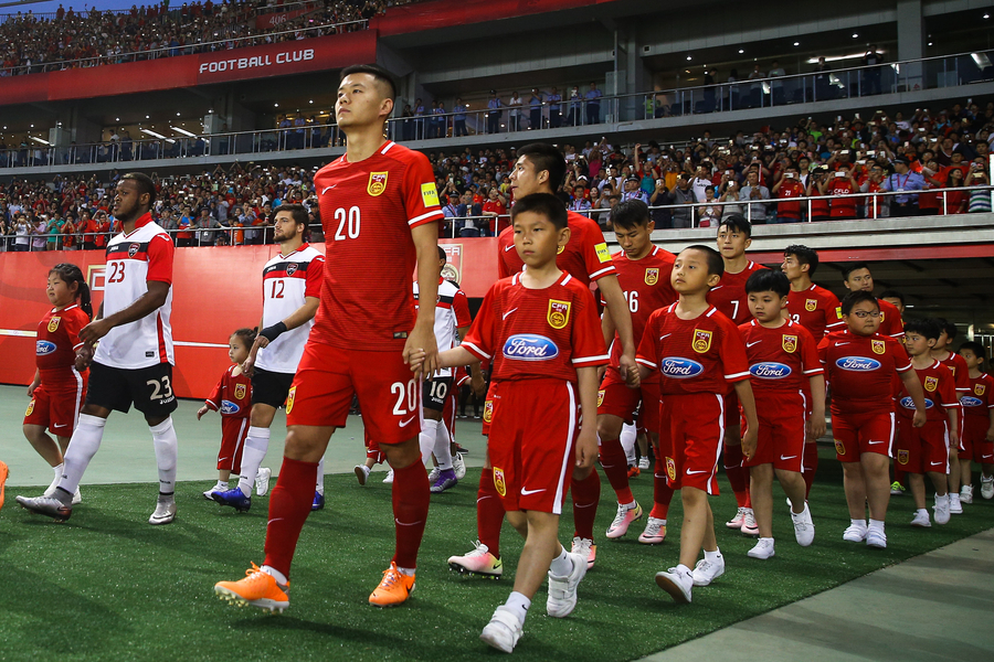 开云体育官方登录入口-足坛巨星奋力拼搏！国际足球对决酣畅淋漓