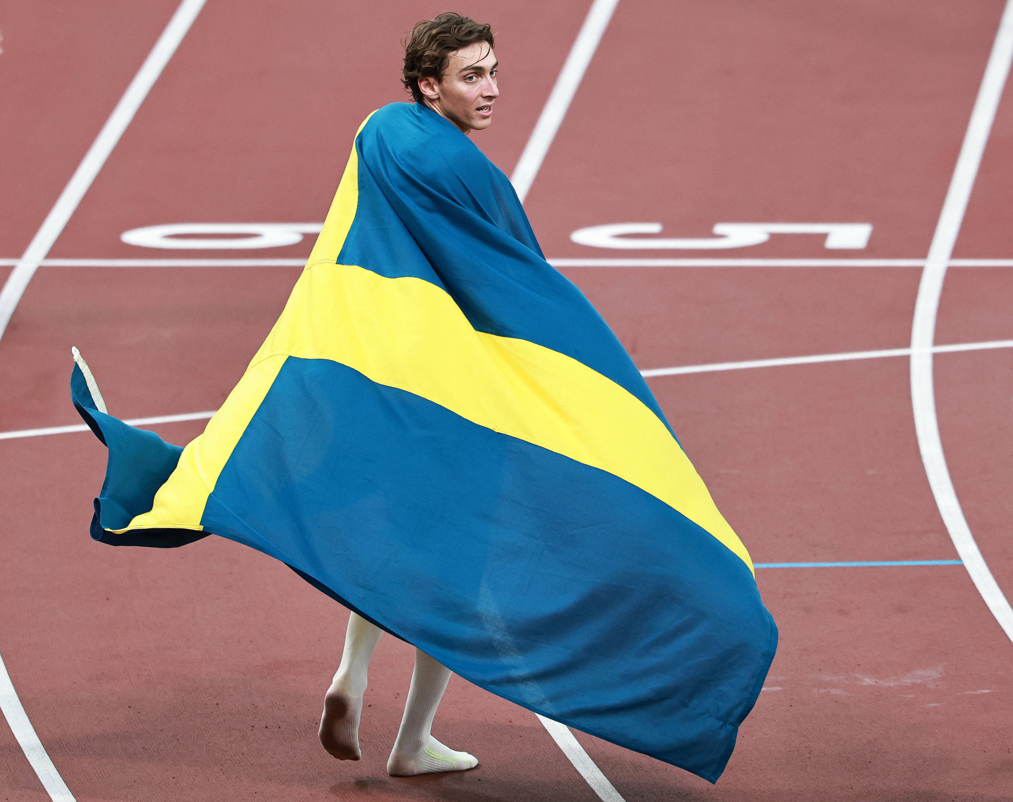 开云体育-田径男子跳高：美国选手刷新世界纪录