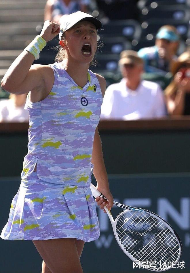 包含罗马尼亚逆转胜利，晋级前景乐观的词条